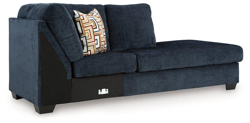 Aviemore Sectional with Chaise